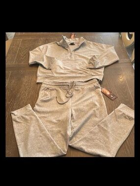 Kyodan Alaska half zip 2pcs Jogger set long sleeve large $156 NEW!!